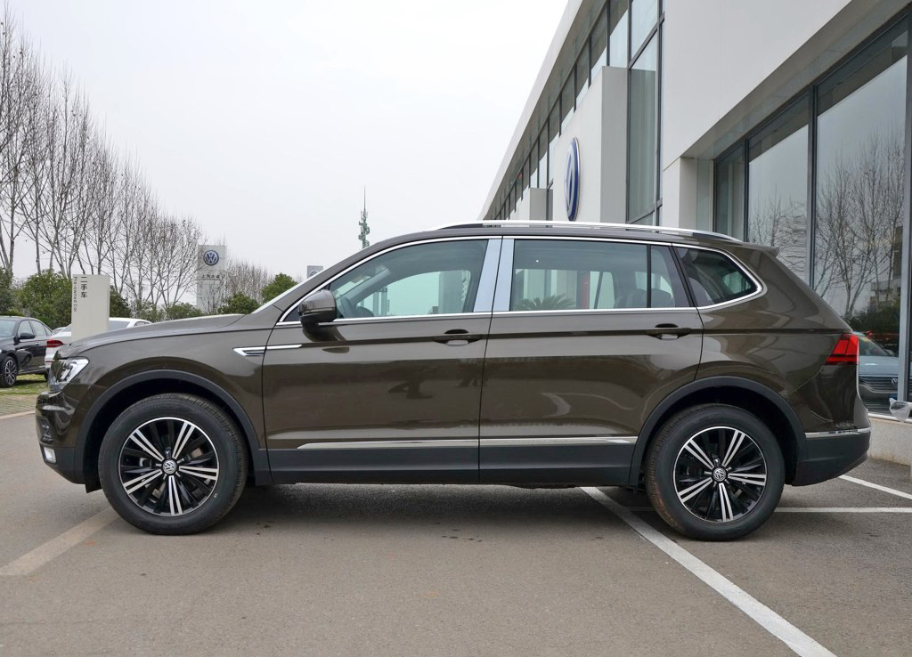 超受抚顺欢迎的suv实力担当 大众途观l/本田冠道对比测评